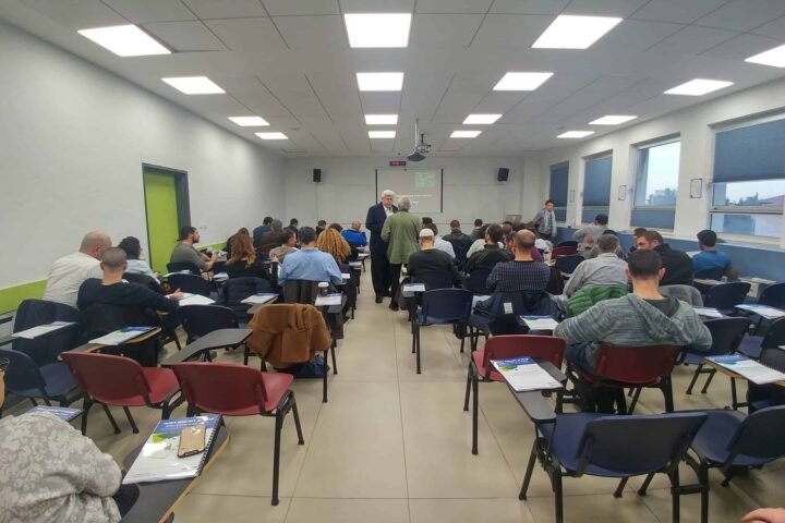 לימודי קנאביס – היינו בפתיחה של הקורס החדש בהדסה