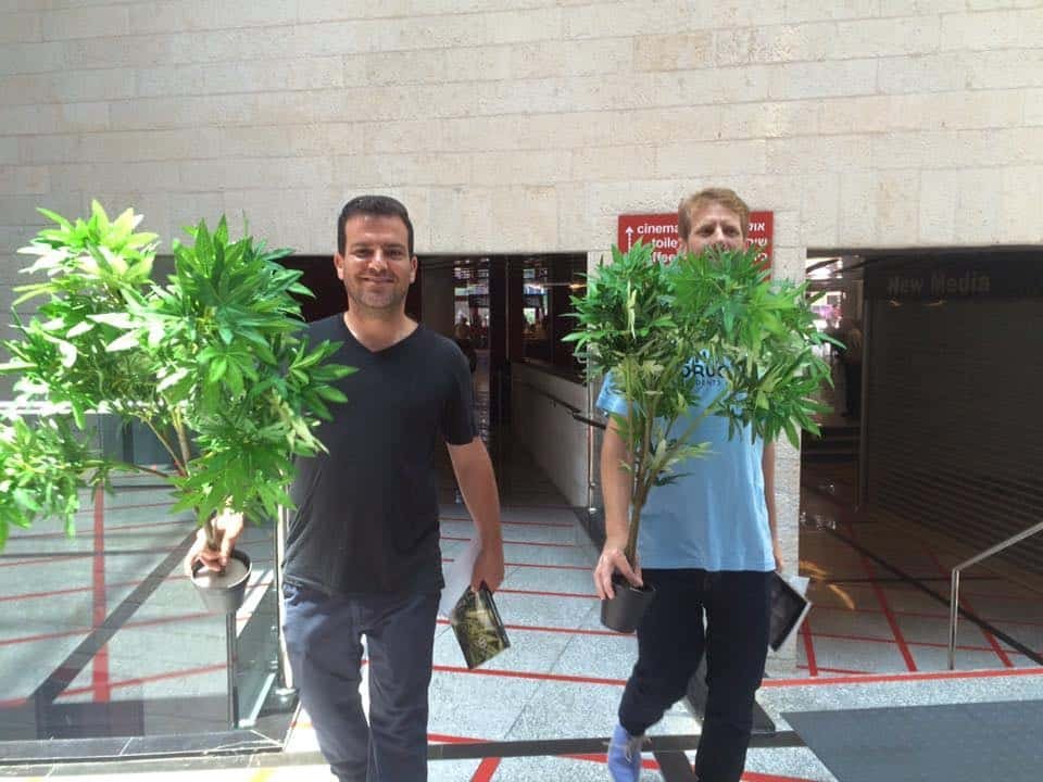 קאנה והידרושופ – הקשר האפל “נחשף”