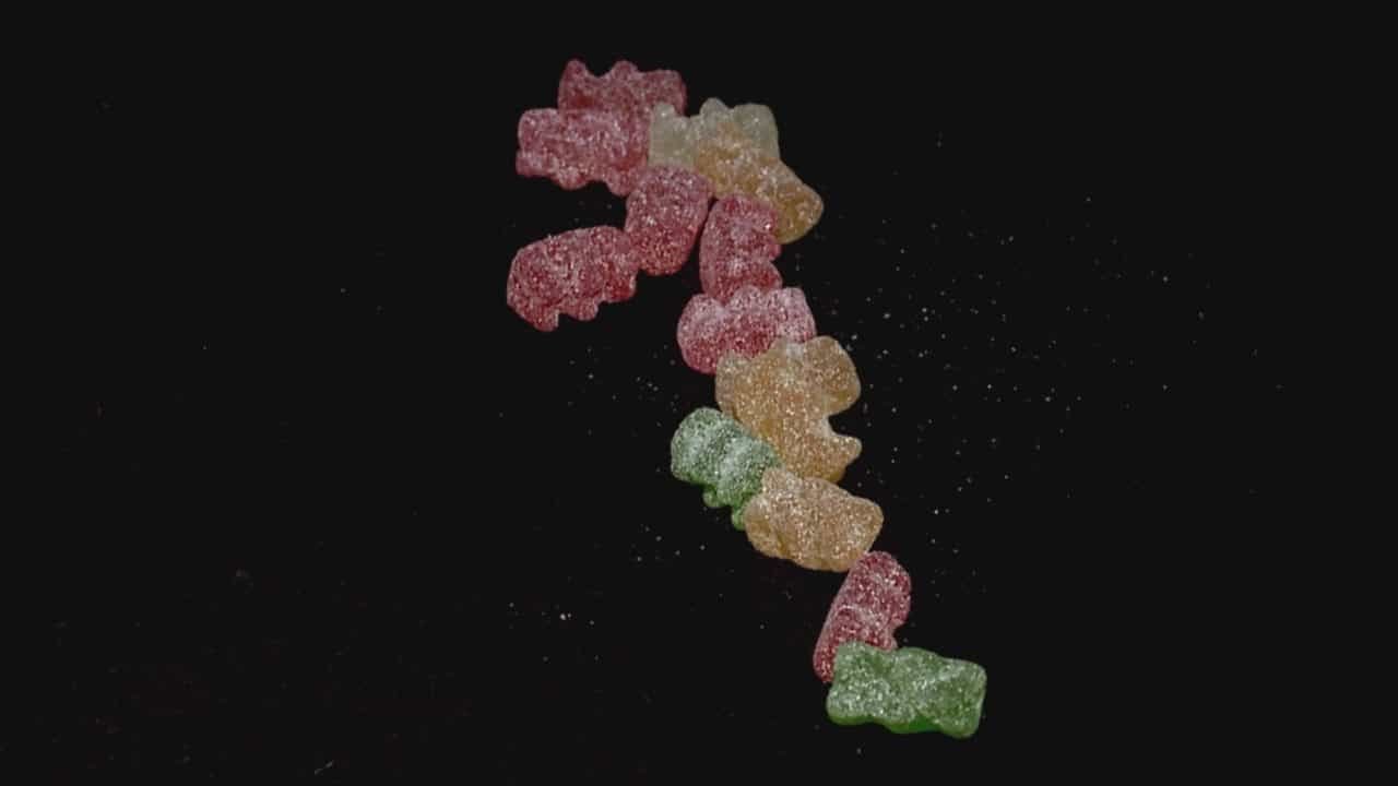 בת 9 הביאה לכיתה ממתקי גומי עם THC – ומסטלה את הילדים