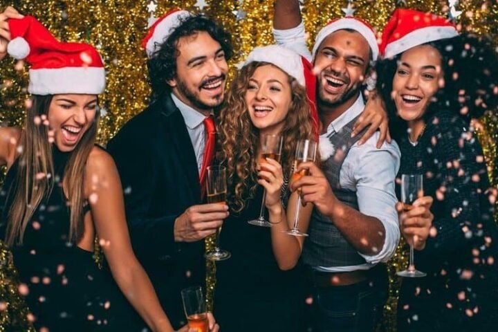 מסיבות – זני הקנאביס הכי מומלצים למסיבות, ממש לא חייבים להידלק