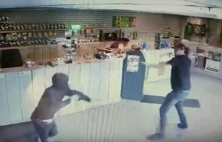 מוכר בחנות קנאביס הבריח 3 שודדים עם באנג ענקי